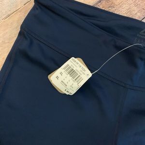 Reebok leggings. Navy Blue